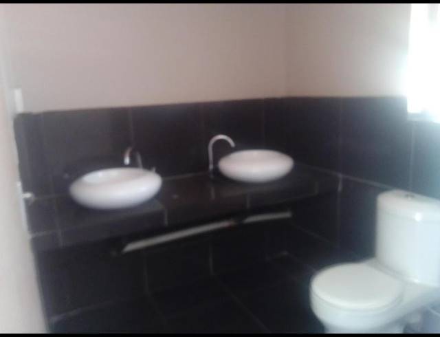 OFFICE PROPERTY TO RENT IN FLORIDA PARK